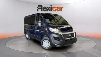 Usado Fiat Ducato 150 CV (110 kW) 2018 Gris Van