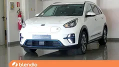 Blanco Usado 2021 Kia e-Niro 2 SUV | 19.600 € (Precio justo)