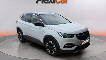 Blanco Usado 2021 Opel Grandland X Design Edition SUV | 12.990 € (Precio justo)