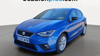 Usado Seat Ibiza FR 115 CV (84 kW) 2025 Azul Utilitario