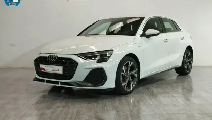 Usado Audi A3 e-tron S-Line 204 CV (150 kW) 2025 Blanco Utilitario