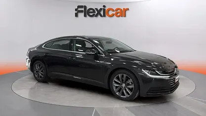 Usado VW Arteon 150 CV (110 kW) 2020 Gris Berlina