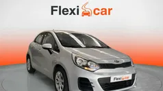 Usado 2016 Kia Rio Berlina | 7990 € (Precio justo)