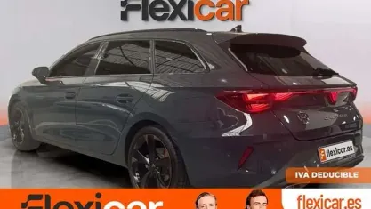 Usado Cupra Leon 204 CV (150 kW) 2024 Azul Utilitario