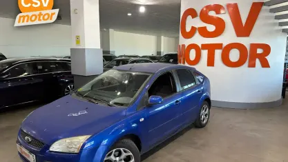 Usado Ford Focus Trend 109 CV (80 kW) 2007 Azul Utilitario