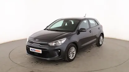 Usado Kia Rio 85 CV (62 kW) 2017 Negro Berlina