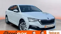 Blanco Usado 2023 Skoda Scala Ambition Utilitario | 14.490 € (Buen precio)
