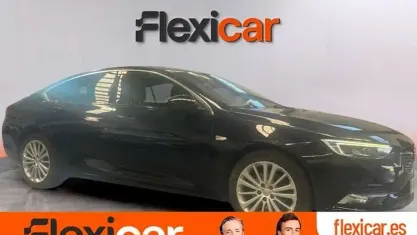 Usado Opel Insignia Innovation 136 CV (100 kW) 2020 Negro Berlina