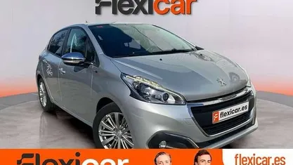 Usado Peugeot 208 Style 75 CV (55 kW) 2017 Utilitario