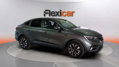 Usado Renault Arkana Equilibre 145 CV (106 kW) 2023 Gris SUV