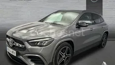 Gris montaña Usado 2024 Mercedes GLA200 AMG line SUV | 43.900 € (Precio justo)