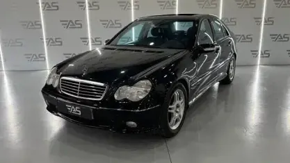 Usado Mercedes C32 AMG AMG 358 CV (263 kW) 2001 Negro Berlina