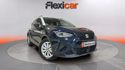 Usado Seat Arona Style 110 CV (80 kW) 2022 SUV