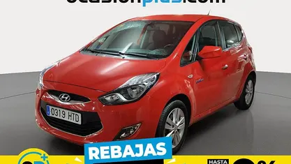 Rojo Usado 2013 Hyundai ix20 Comfort Utilitario | 5999 € (Precio justo)