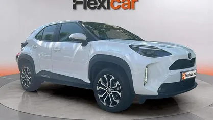 Usado Toyota Yaris Hybrid Active 116 CV (85 kW) 2024