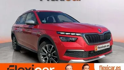 Usado Skoda Kamiq Active 110 CV (80 kW) 2022 Rojo SUV