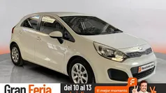 Usado 2014 Kia Rio Berlina | 8290 € (Precio justo)