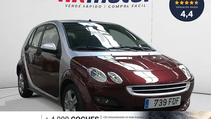 Usado Smart ForFour Passion 75 CV (55 kW) 2006 Rojo Utilitario
