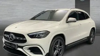 Nuevo Mercedes GLA200 AMG line 150 CV (110 kW) 2025 Blanco polar SUV