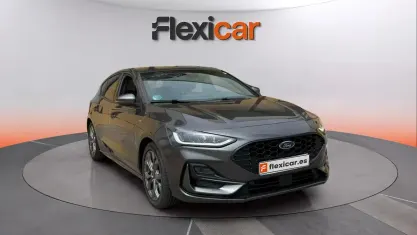 Usado Ford Focus ST-Line 155 CV (114 kW) 2024 Gris Berlina