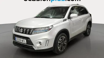 Usado Suzuki Vitara GLX 129 CV (94 kW) 2024 Gris plata SUV