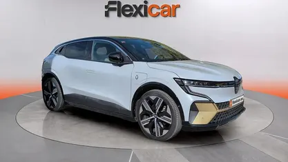 Usado Renault Megane E-Tech Iconic 160 kW (218 CV) 2022 Berlina