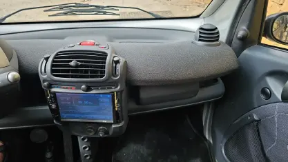 Usado Smart ForTwo Cabrio Passion 61 CV (44 kW) 2005 Azul Descapotable