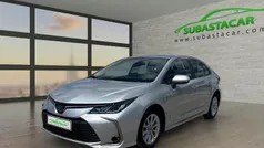 Gris Usado 2019 Toyota Corolla Active Berlina | 14.215 € (Super precio)