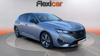 Usado Peugeot 308 Allure 131 CV (96 kW) 2023 Gris Utilitario