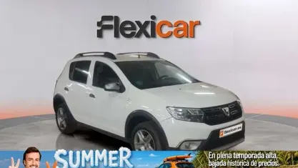 Usado Dacia Sandero Stepway 90 CV (66 kW) 2017 Blanco Berlina