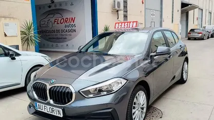 Usado BMW 116 116 CV (85 kW) 2020 Gris / plata Utilitario