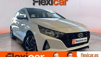 Usado Hyundai i20 101 CV (74 kW) 2022 Blanco Utilitario