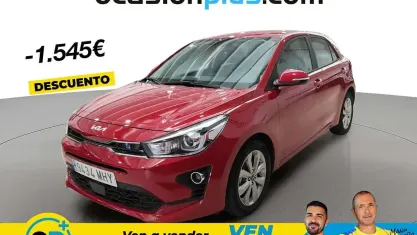 Usado Kia Rio 101 CV (74 kW) 2023 Rojo Utilitario