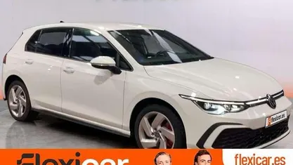 Usado VW Golf VIII GTE 245 CV (180 kW) 2021 Blanco Utilitario