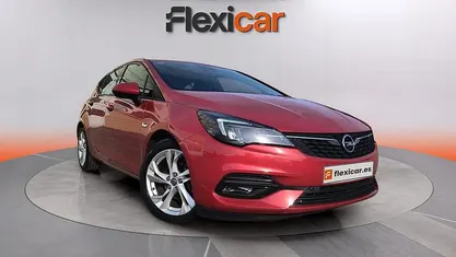 Usado Opel Astra 110 CV (80 kW) 2020 Burdeos Berlina