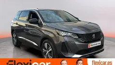 Verde Usado 2022 Peugeot 5008 Allure Monovolumen | 19.990 € (Precio justo)