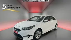 Blanco Usado 2024 Kia Ceed Utilitario | 15.990 € (Buen precio)