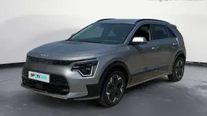 Usado Kia e-Niro 150 kW (204 CV) 2024 Gris SUV