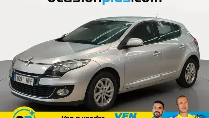 Usado Renault Mégane III Dynamique 115 CV (84 kW) 2013 Gris Berlina