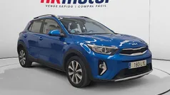 Usado 2022 Kia Stonic SUV | 14.650 € (Precio justo)