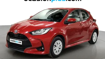 Usado Toyota Yaris Business Edition 116 CV (85 kW) 2022 Rojo Utilitario