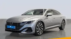 Gris / plata Usado 2021 VW Arteon R-line Berlina | 33.500 € (Precio justo)