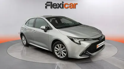 Käytetty Toyota Corolla Active 140 HP (102 kW) 2024 Harmaa Viistoperä