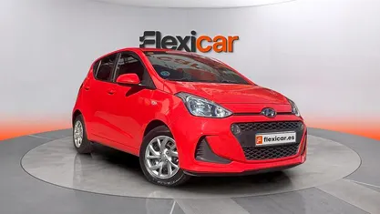 Usado Hyundai i10 67 CV (49 kW) 2019 Rojo Utilitario
