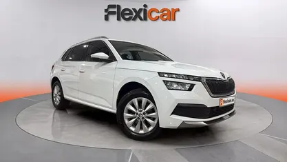 Usado Skoda Kamiq Ambition 110 CV (80 kW) 2022 SUV