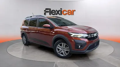 Käytetty Dacia Jogger Extreme 140 HP (102 kW) 2023 Oranssi Tila-auto