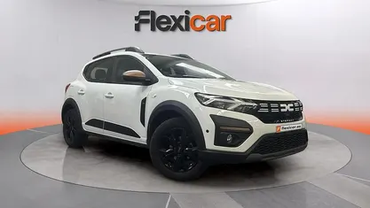 Usado Dacia Sandero Extreme 101 CV (74 kW) 2025 Blanco Utilitario