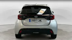 Toyota Yaris Hybrid