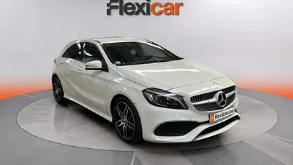 Occasion Mercedes A200 AMG line 136 PK (100 kW) 2016 Wit Hatchback