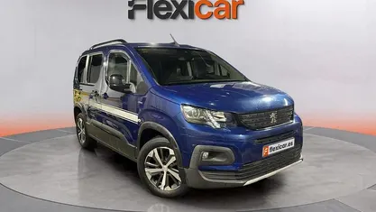 Usado Peugeot Rifter GT-line 131 CV (96 kW) 2019 Monovolumen